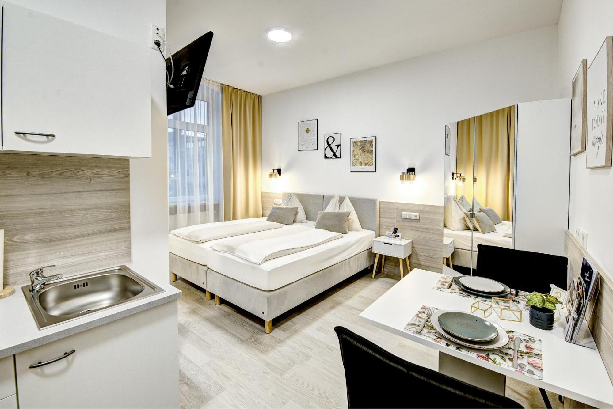 Hotel Bayrischer Hof Велс Екстериор снимка